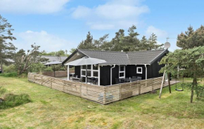 3 Bedroom Lovely Home In Oksbøl
